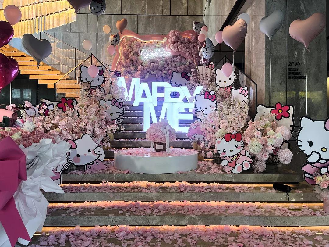 Hello Kitty 粉色求婚布置 / 卡通主题求婚现场 - 图 4